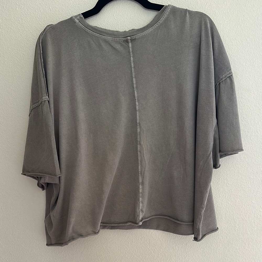 We The Free Medium Casual Gray/Green Women's Top EUC - Picture 5 of 5
